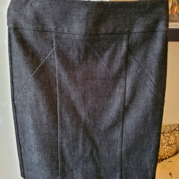 BR PENCIL SKIRT - Picture 1 of 5